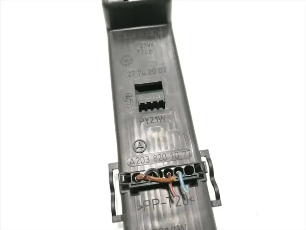 Douille d'ampoule arrière gauche Mercedes C-Class 2003-2007 image 9