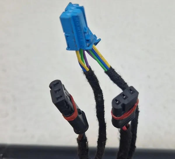 Porsche Panamera (970) 2012 Support de hayon arrière gauche OEM image 2