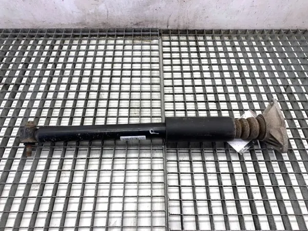Taka-Oikea Jousitus OEM 6886760 BMW F48 image 2