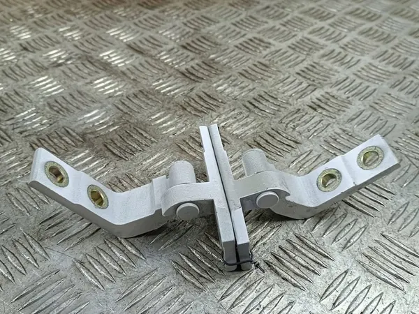 2025 Genesis GV70 Vordertürscharniere FOB53125 image 1