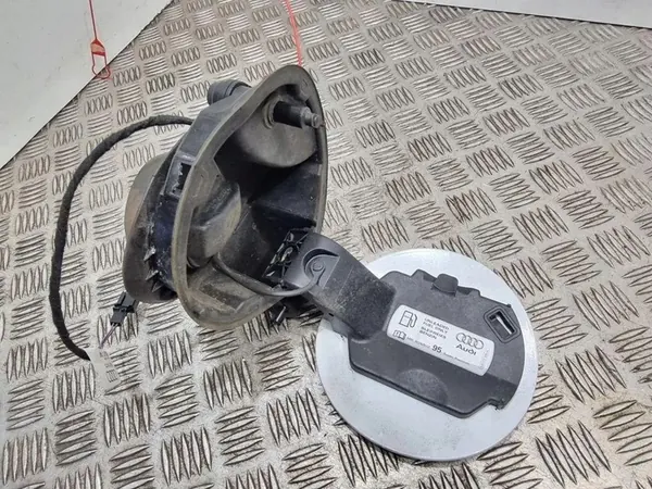 Motor de tampa de combustível AUDI A1 SPORTBACK 1.2L 8X0809906 image 3