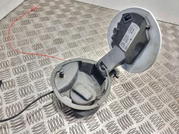 Motor de tampa de combustível AUDI A1 SPORTBACK 1.2L 8X0809906 image 5