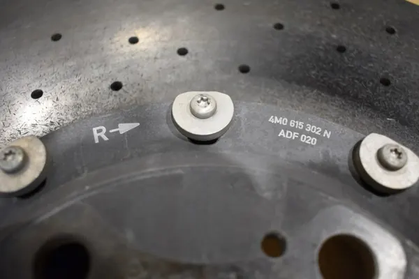Jeu Disques & Étriers OEM 4M0615301BR Lamborghini image 8