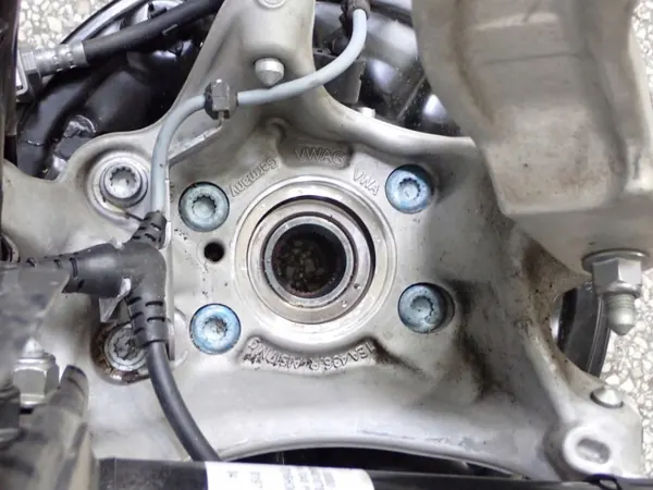 OEM 1EA436R Achternaaf Rechts RWD Ford Capri image 4