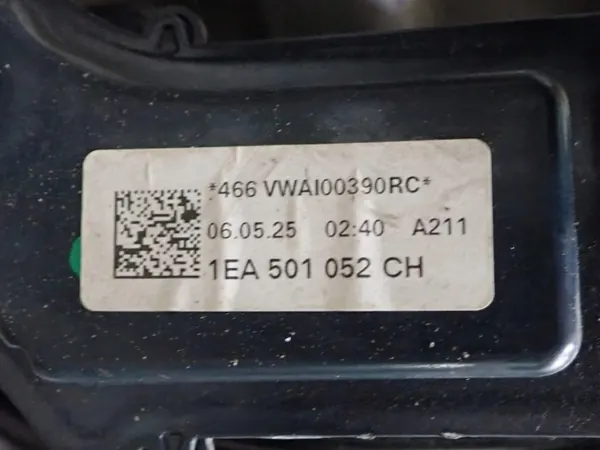 OEM 1EA436R Achternaaf Rechts RWD Ford Capri image 6