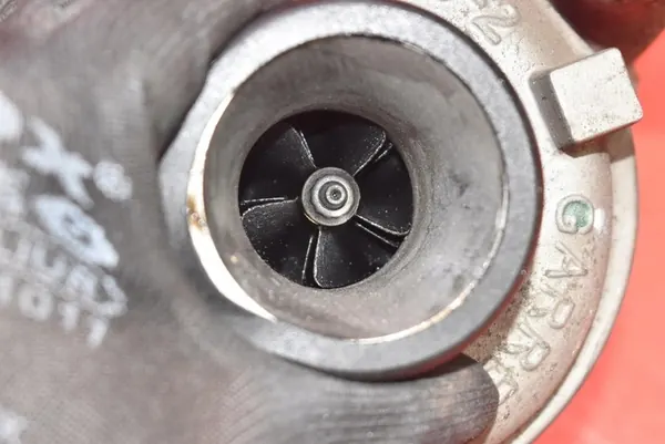 Turboalimentador Saab 9-5 1.9 TiD 150 CV 2005-2010 OEM 55565542 image 7