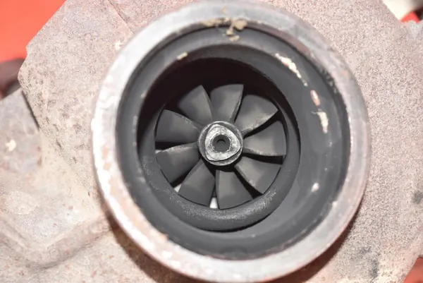 Turboalimentador Saab 9-5 1.9 TiD 150 CV 2005-2010 OEM 55565542 image 8