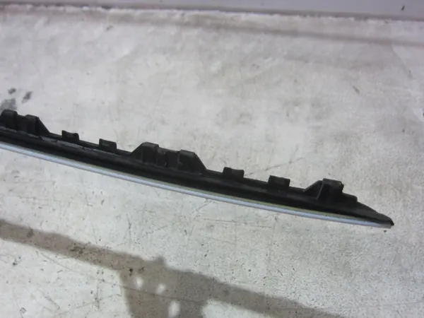 BMW X5 F15 Raspador Ventana Izquierdo OEM 7387917 Blanco image 5