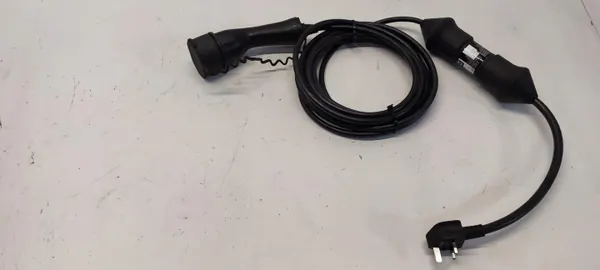 Câble de charge Volvo XC40 OEM 32257798 image 2