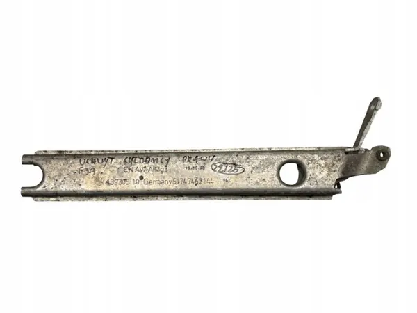 OEM 7462144 Lower Right Radiator Mounting Bracket image 2