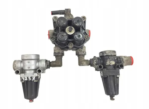 Regulador de pressão de ar MAN OEM 81521516095 image 3