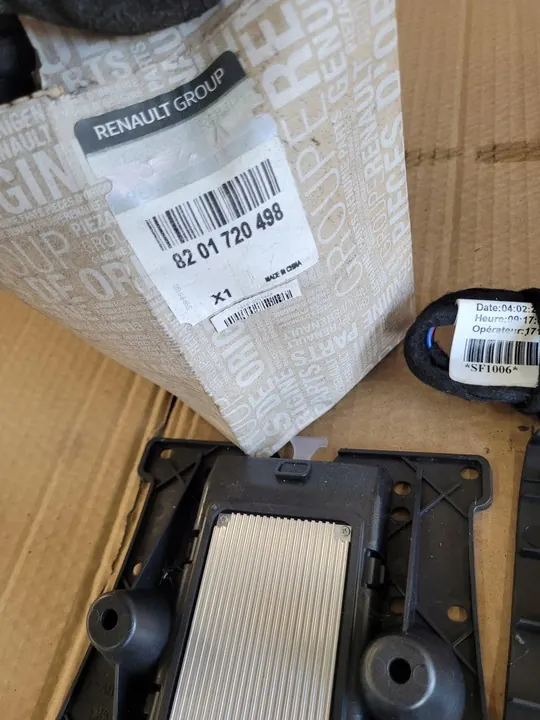 Chargeur à induction pour RENAULT CLIO V, CAPTUR II OE image 3