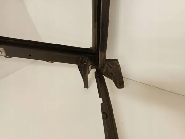 Bakdörr glasram höger sida OEM JUT102059 image 6