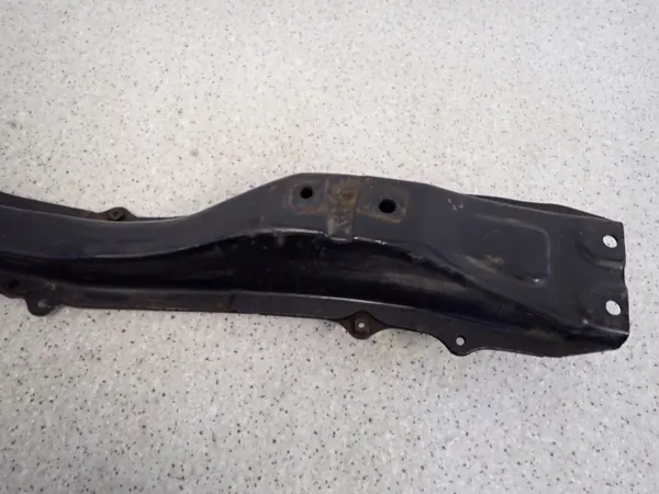 Toyota Celica VI 94-99 främre motorstödbalk OEM image 3
