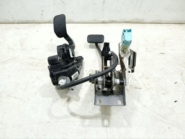 Gas Pedal Ford USA EXPEDITION 2020 JL14-9F836-BD image 3