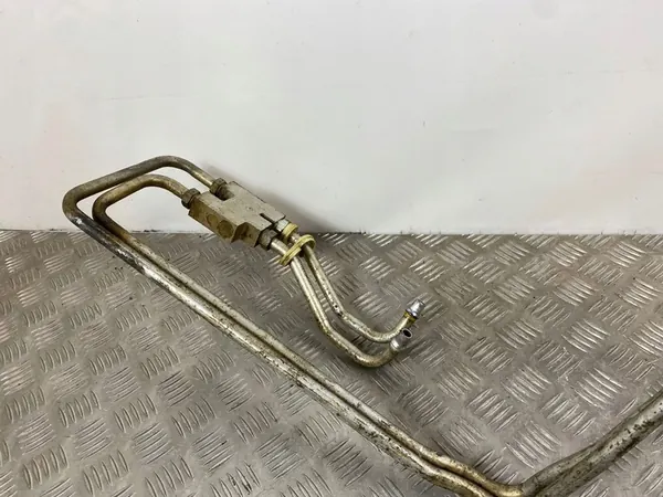 Tuyau de refroidissement d'huile Jeep Grand Cherokee 2015 image 2