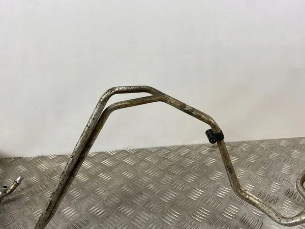 Tuyau de refroidissement d'huile Jeep Grand Cherokee 2015 image 3