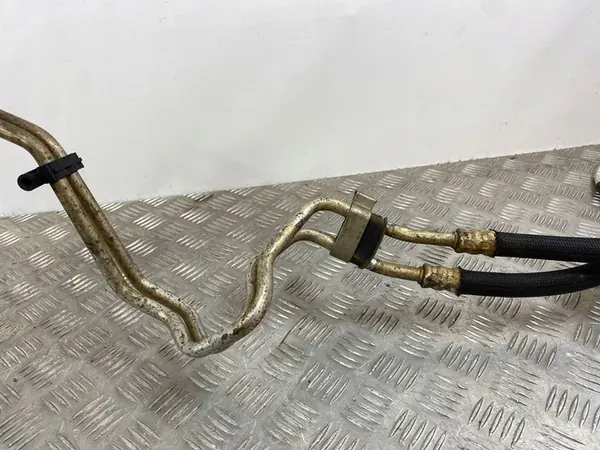 Tuyau de refroidissement d'huile Jeep Grand Cherokee 2015 image 4