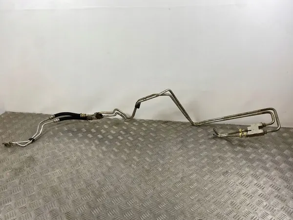 Tuyau de refroidissement d'huile Jeep Grand Cherokee 2015 image 6