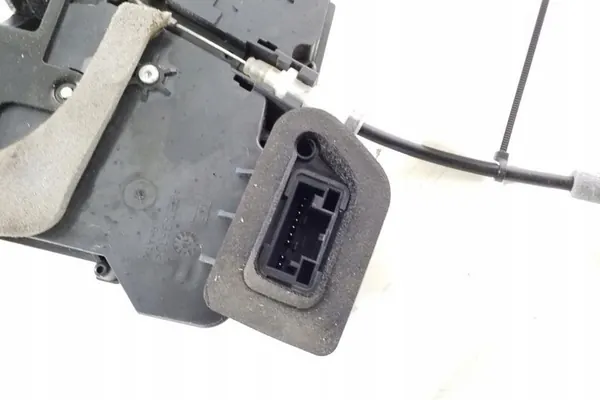 Rechte Vordertürschloss AUDI 4K1837016J image 2