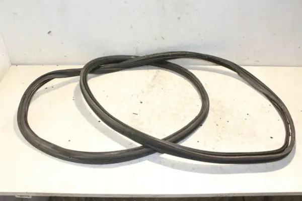Joint de coffre VW 5G6827705B pour 1.6L diesel 2014 image 3