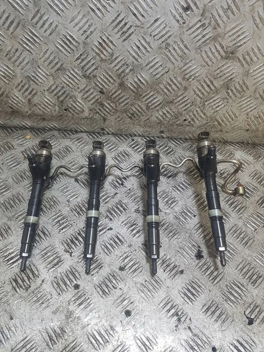Conjunto de Injetores Toyota Avensis T25 23670-0G010 image 1