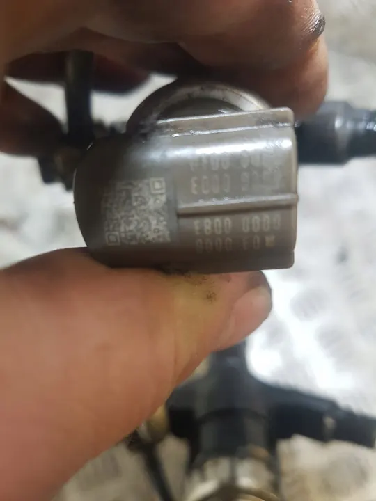 Conjunto de Injetores Toyota Avensis T25 23670-0G010 image 3