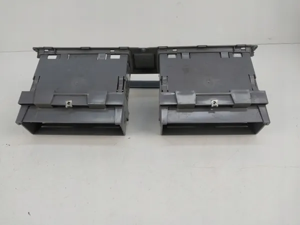 Radion taskukehys OEM A9438400024 Mercedesille image 3