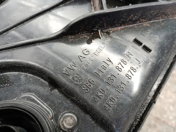 Réservoir AdBlue Pompe Audi A6 C8 4K image 3