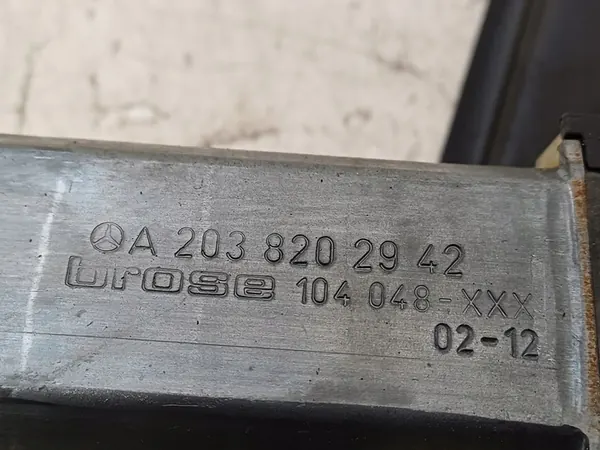 MERCEDES C-KLASA W203 00-07 2.2CDI Mecanismo de Janela Traseira Esquerda A2038202942 image 4