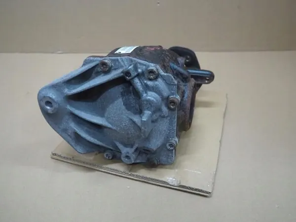 OEM 7599472 Bakaxelns differential för BMW F20 F30 image 4