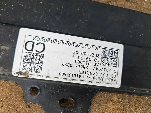 KIA X-CEED Originaler Vorderträger 64101 J7500 image 4