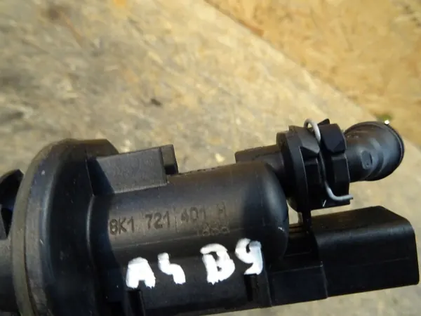 Kopplingsslavcylinder OEM 8K1721401H Audi A4 B9 image 3