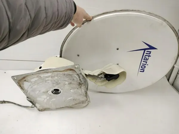 Antenne de toit satellite OEM 060511040053 pour camping-cars image 6