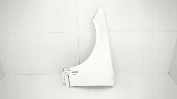 Voorlinker spatbord OEM 360178333 voor Mercedes W204 image 4