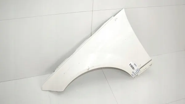 Voorlinker spatbord OEM 360178333 voor Mercedes W204 image 6