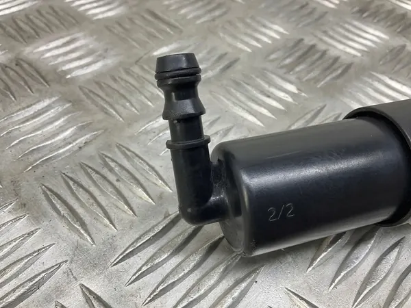 Rechter koplampreiniger AUDI A5 SPORTBACK 2.0L benzine OEM 8T0955102A image 3