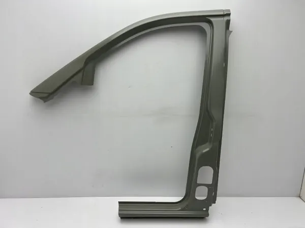 Mercedes Vito W447 Etu Vasen Pilaripäällyste OEM 14- image 2