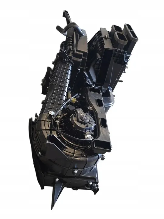 Tesla Model S Lämmitysydin OEM 111613501B - Käytetty image 8