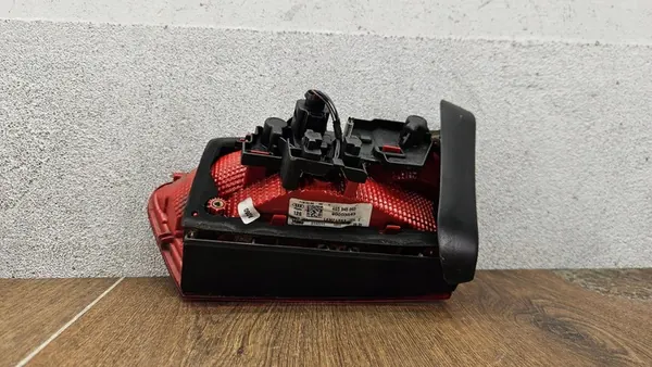 Luz trasera izquierda Audi A6 C7 4G Sedan image 6