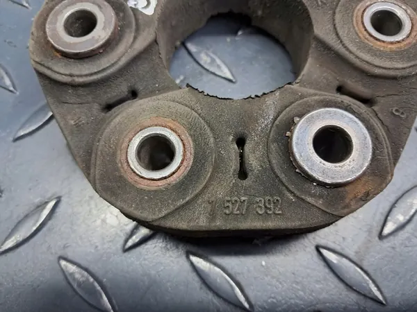 Flexibele Koppelingrubber 7 527 392 BMW E87 120d E90 318d image 2