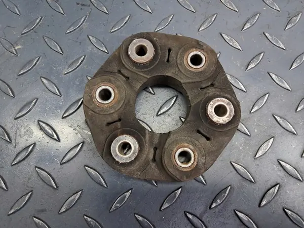 Flexibele Koppelingrubber 7 527 392 BMW E87 120d E90 318d image 4