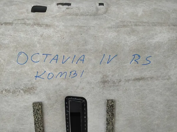 Plafonnier Skoda OE OEM 5E7867501A pour Octavia 4 Break image 9