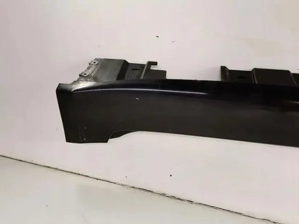 BMW 7-sarja F01/F02 vasen kynnyssuoja OEM 7185043 image 3