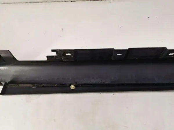 BMW 7-sarja F01/F02 vasen kynnyssuoja OEM 7185043 image 4