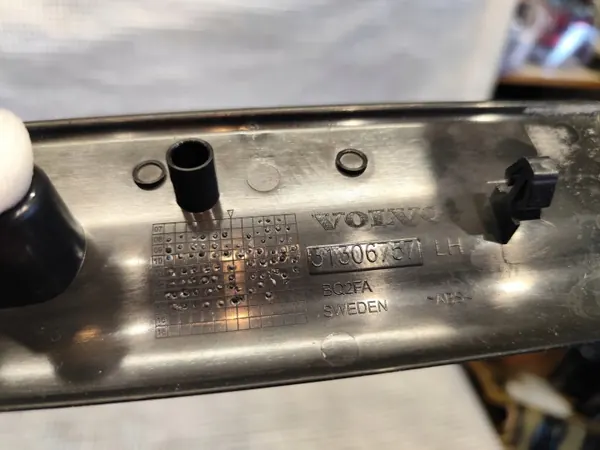 Volvo V60 Lift 13-18 Linker Drempelbeschermer OEM 31306757 image 6