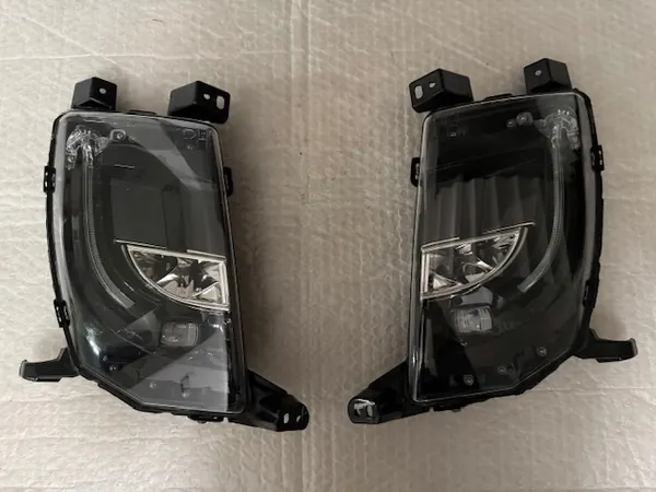 Tesla Model S 12-20 RH DRL LED OEM 600591600G image 2