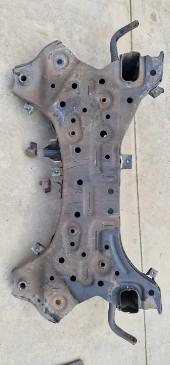 OEM 62401J7AA0 Berceau Hyundai I30 III Occasion image 4