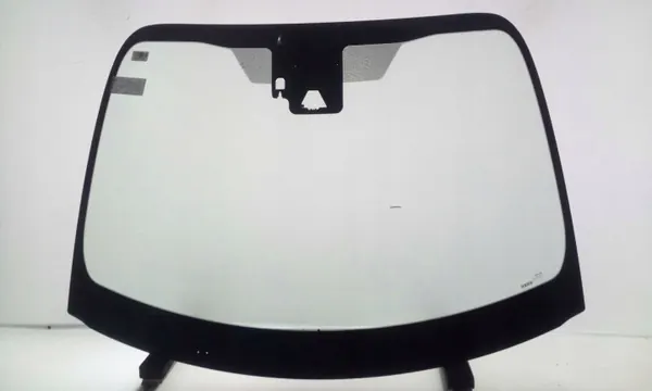 Pare-brise avant OEM 8438AGACMUZ pour Toyota Yaris 2020 image 2