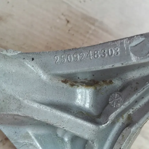 Fourchette de changement de vitesse auto OEM 2509248303 image 3
